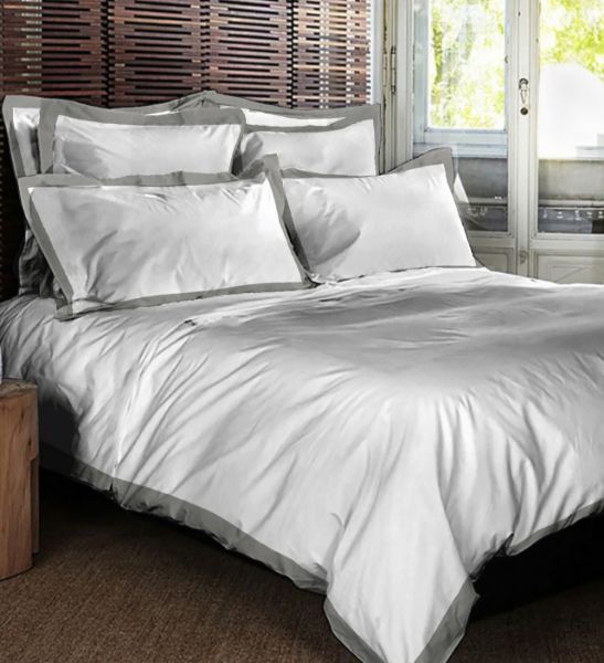 Picture of Duvet cover king , lameirinho, dimensions 240x220, percale, white with silver edges
